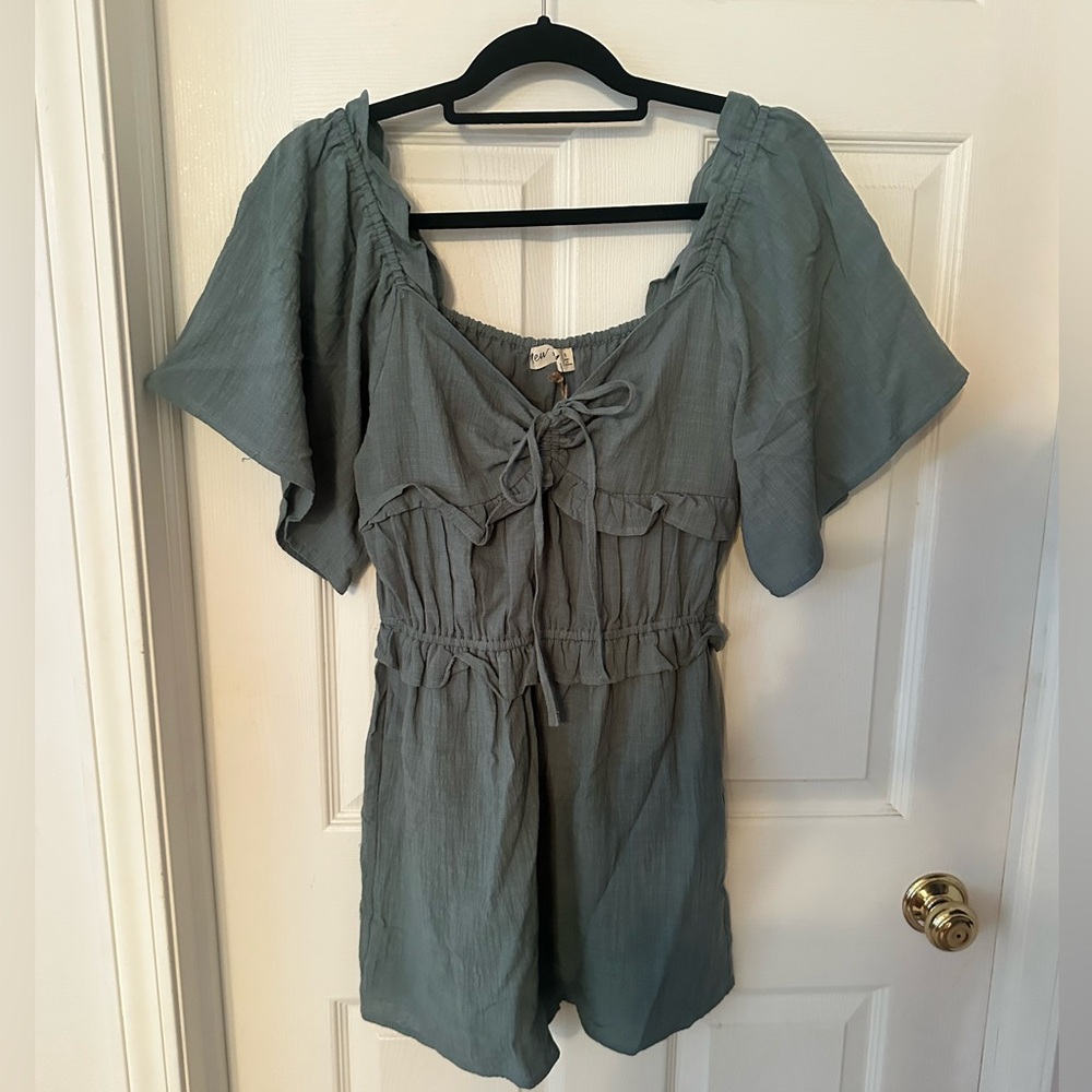 NWT Sage Short Sleeve Romper size small